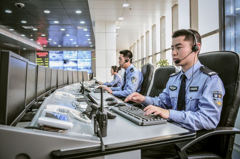 我为群众办实事 四川公安110战线用心用情为民办实事两面锦旗送到省